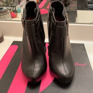 Michael Antonio boots